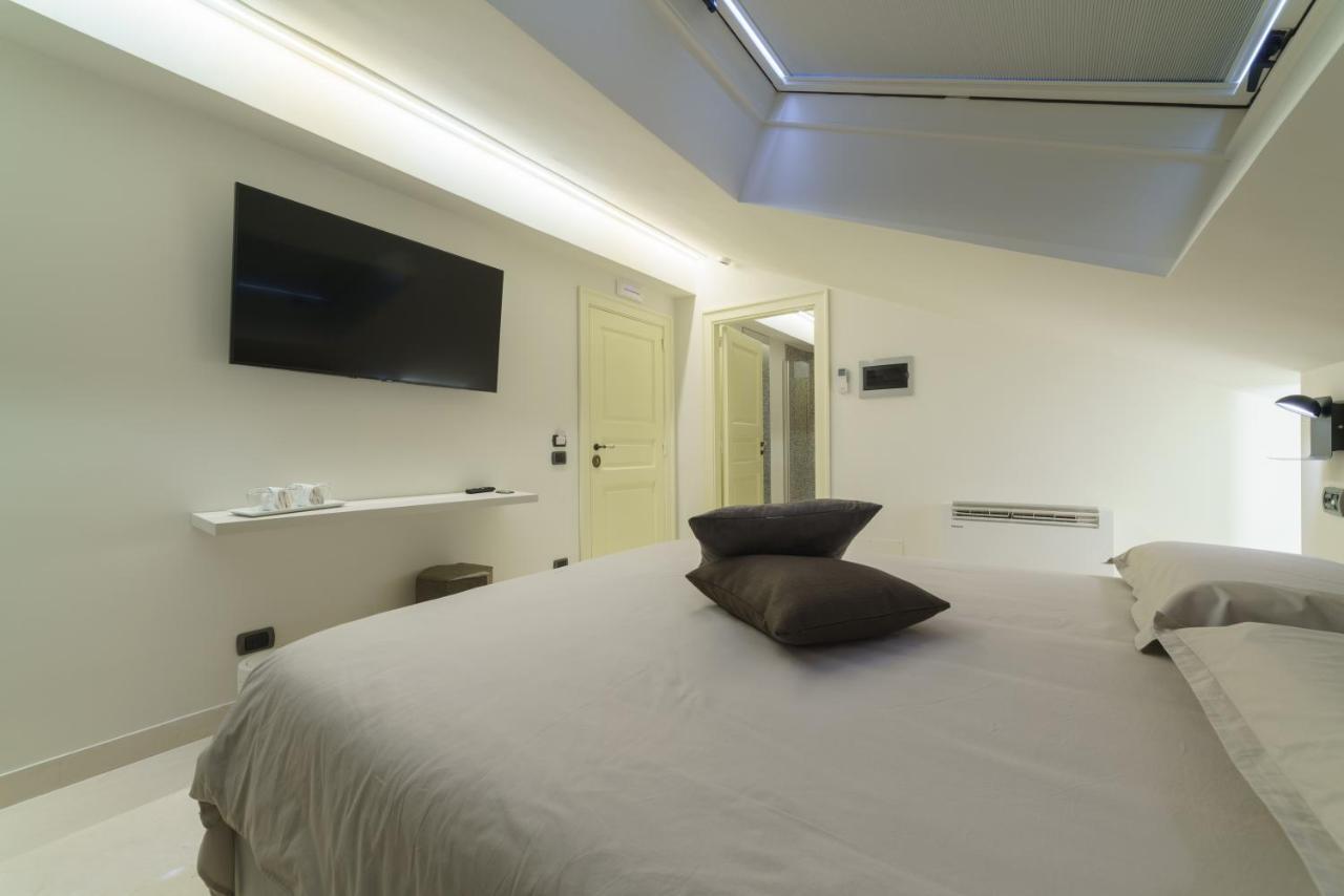 Caffetteria Luca Suite & Rooms Бронте Екстериор снимка