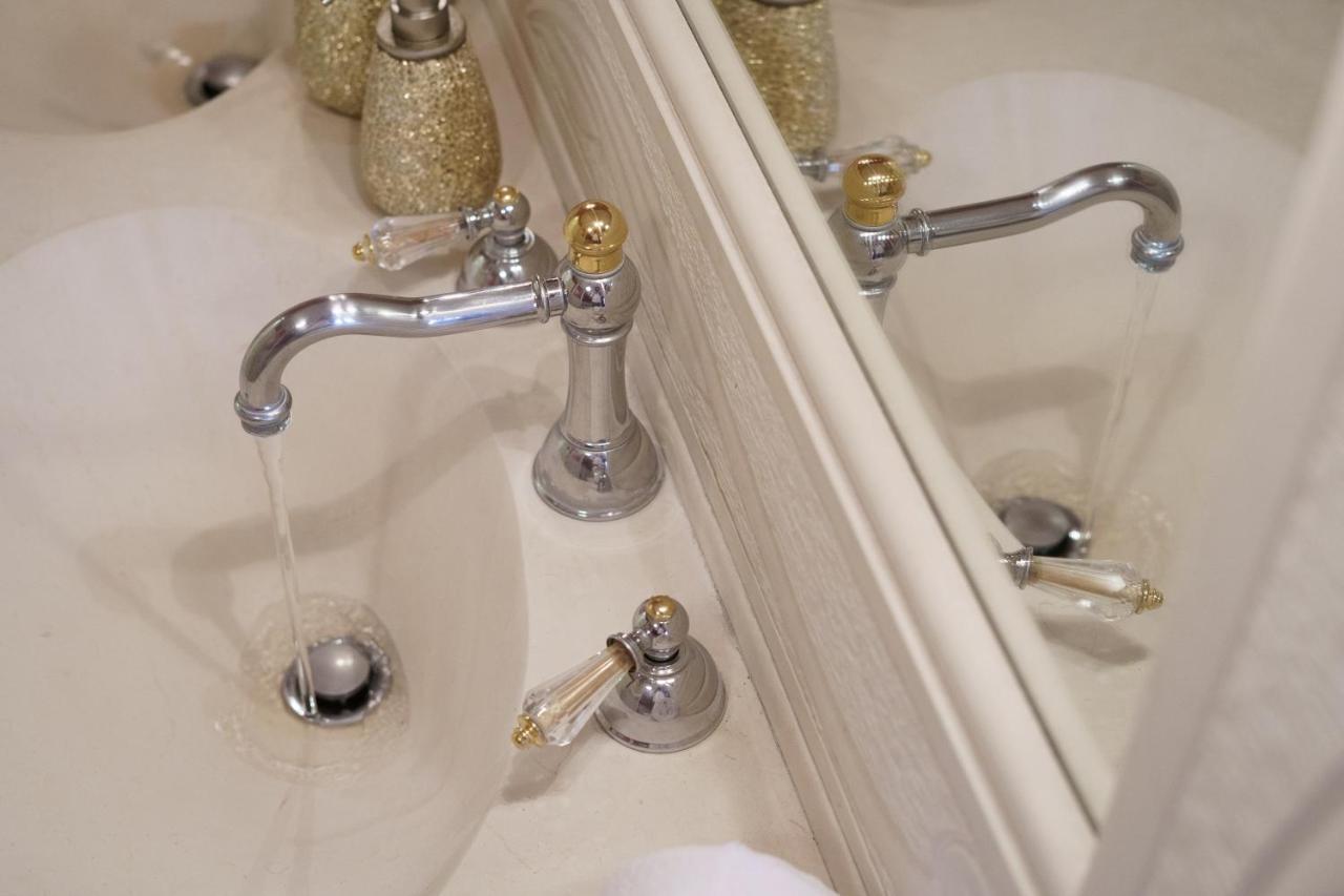 Caffetteria Luca Suite & Rooms Бронте Екстериор снимка