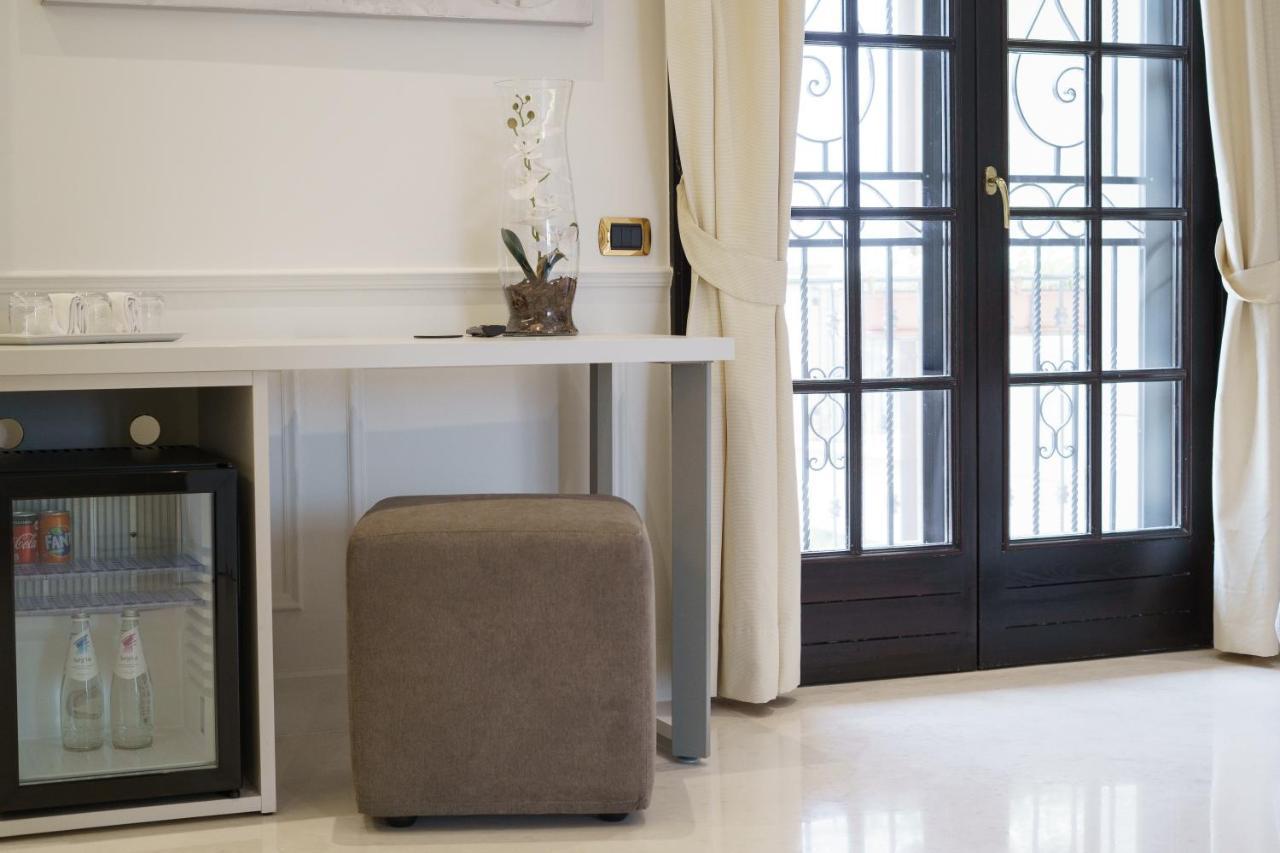 Caffetteria Luca Suite & Rooms Бронте Екстериор снимка