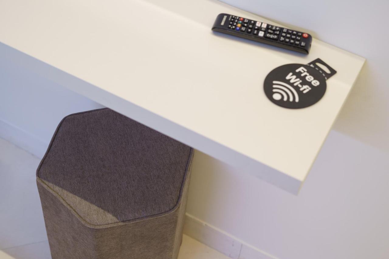 Caffetteria Luca Suite & Rooms Бронте Екстериор снимка